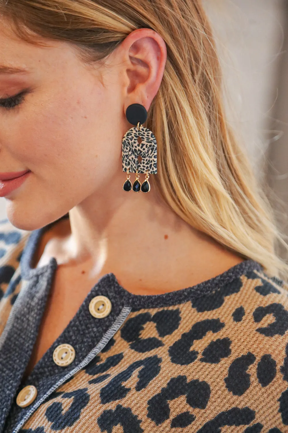 Black Geo Clay Drop Fashion Earrings