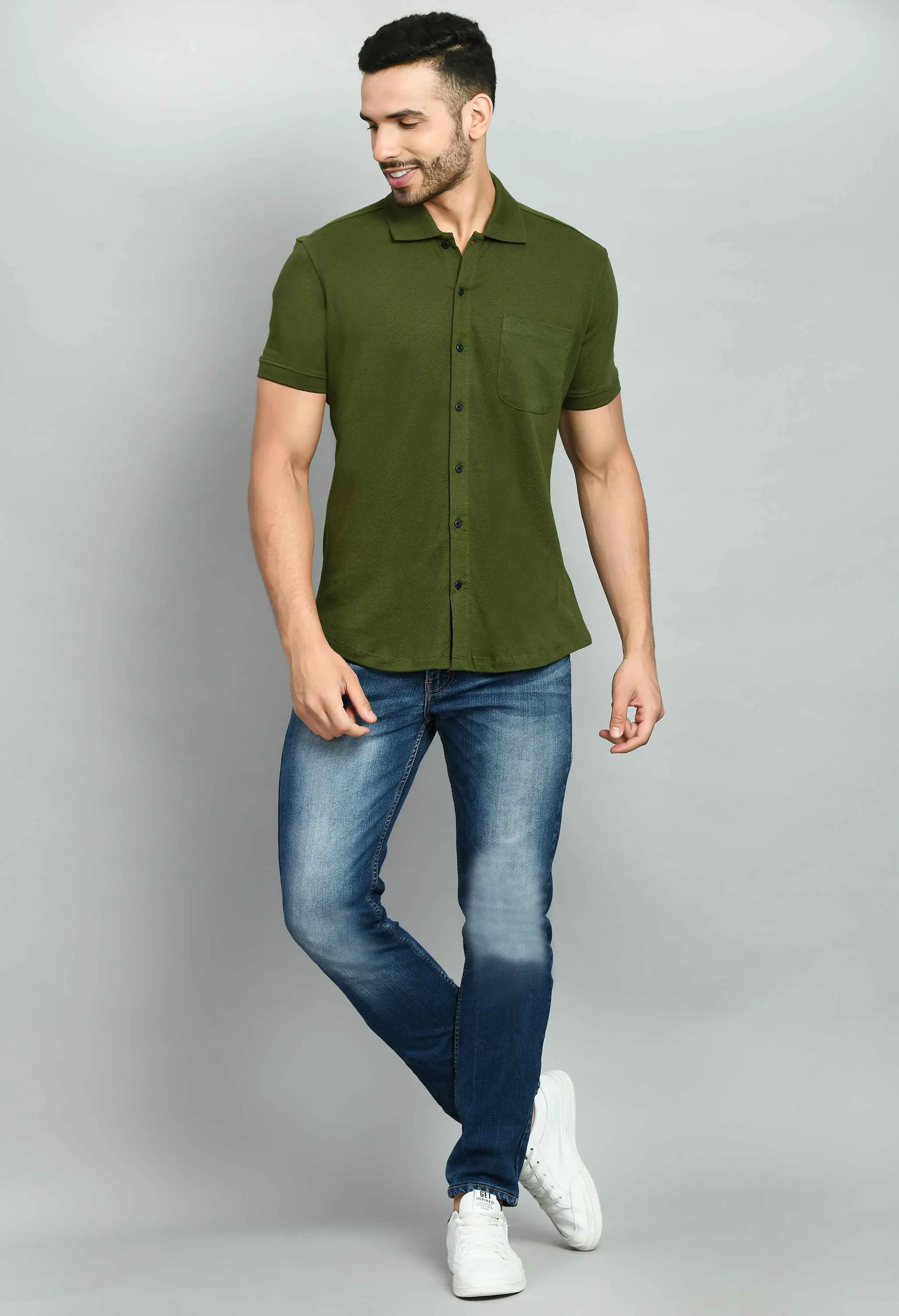 Men's Olive Smart Fit Solid Shirt