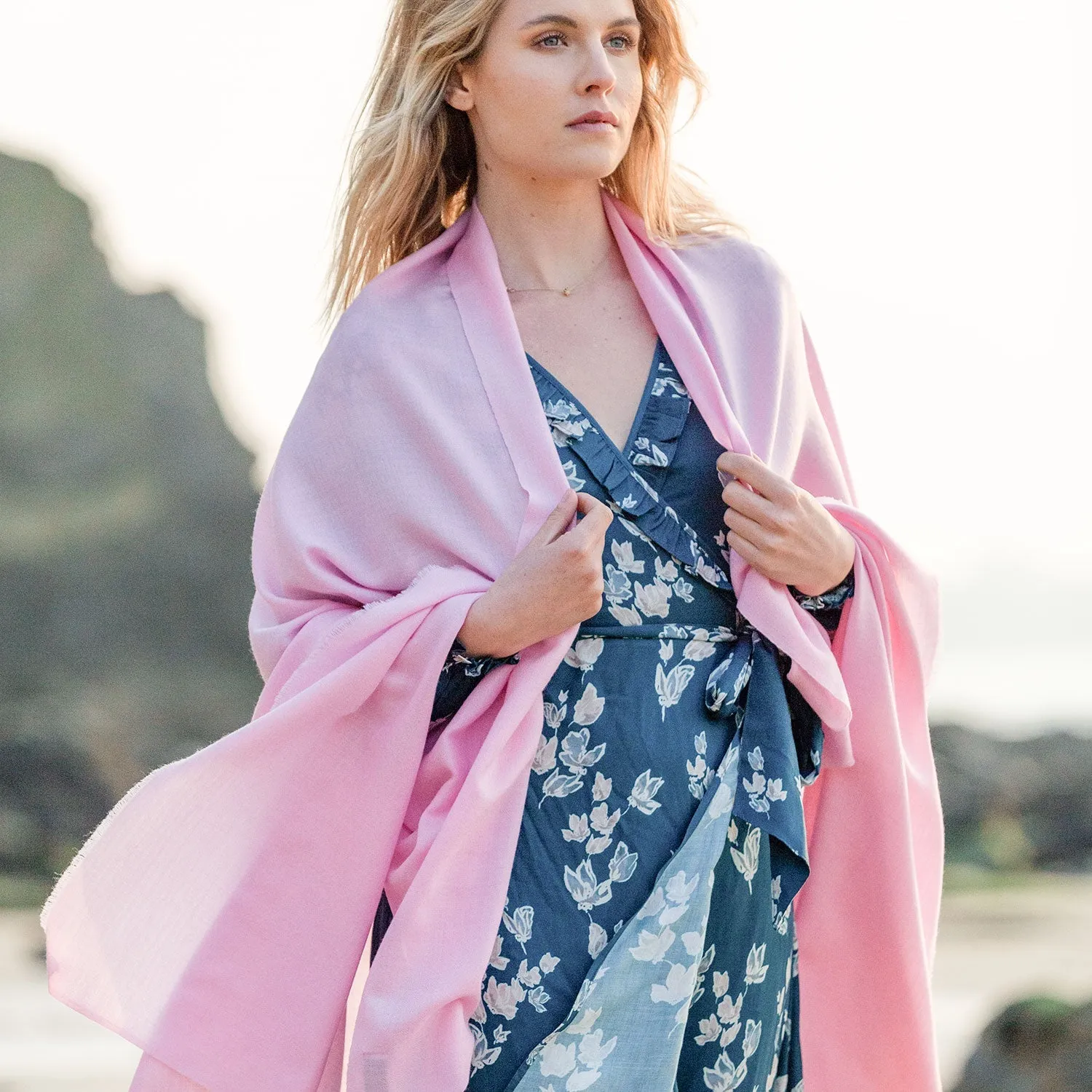 Merino Wool Shawl Light Pink