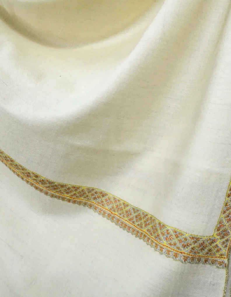 Natural White Pashmina Shawl With Sozni 5682