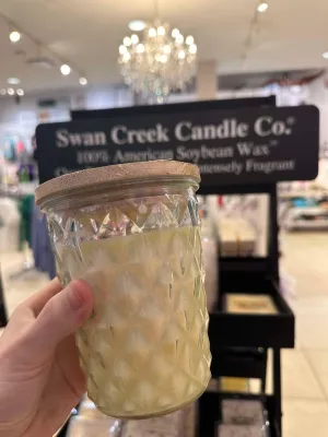 Swan Creek VANILLA POUND CAKE Timeless Jar Candle